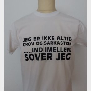 Jeg er ikke altid grov og sarkastisk - ind imellem sover jeg